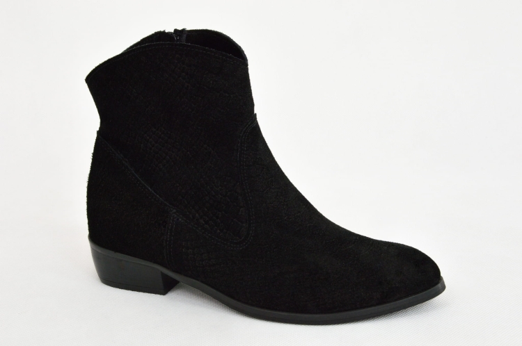 Czarne ciemne kowbojki botki z tłoczeniem węża na płaskim obcasie