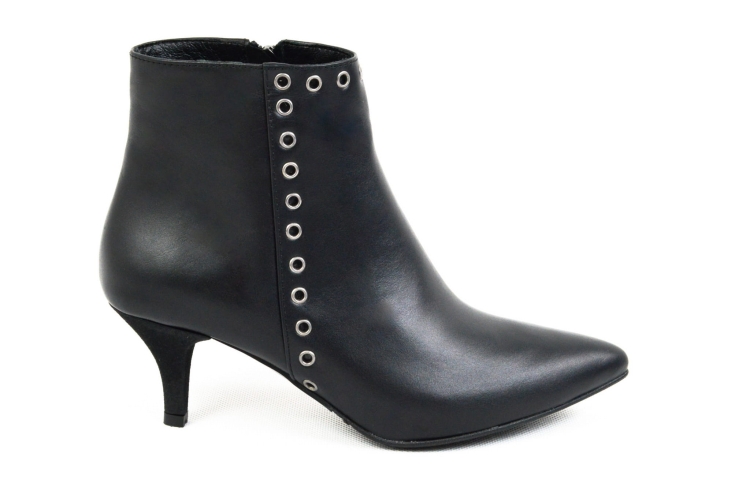 Czarne botki z oczkami ostry nosek obcas szpilka skóra