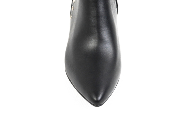 Czarne botki z oczkami ostry nosek obcas szpilka skóra