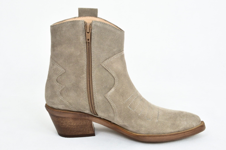 Cappuccino kowbojki na niskim płaskim obcasie (5).jpg