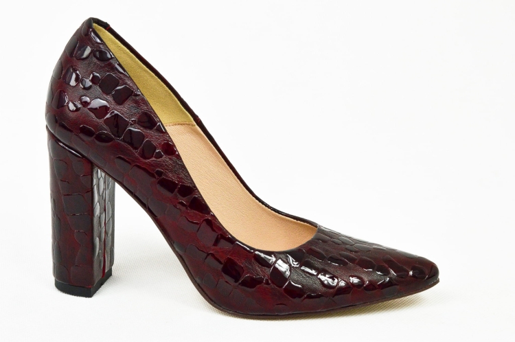 Bordowe czółenka na słupku ze skóry naturalnej (2).jpg