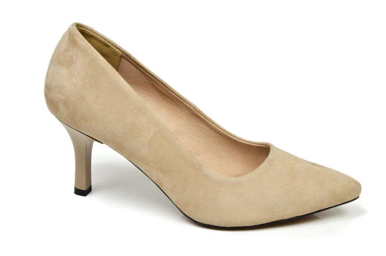 Beżowe czółenka damskie ze skóry zamszowej 7 cm.jpg