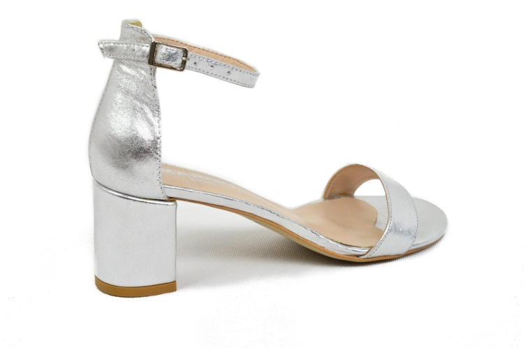 Srebrne sandałki niski obcas skóra naturalna (5).jpg