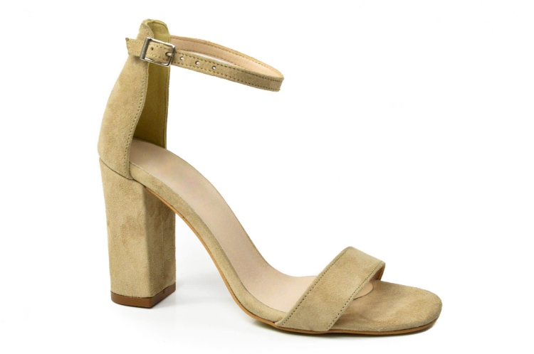 Beżowe sandałki na słupku skóra zamsz.jpg