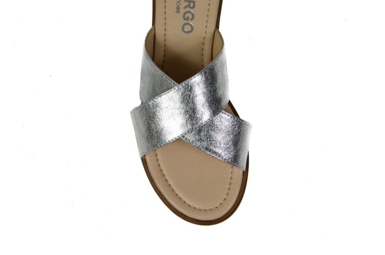 SREBRNE KLAPKI NA PŁASKIEJ PODESZWIE (3).jpg