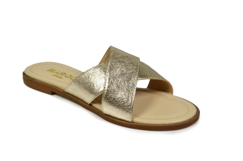 ZŁOTE KLAPKI NA PŁASKIEJ PODESZWIE.jpg