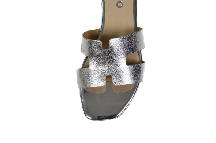 SREBRNE KLAPKI NA PŁASKIEJ PODESZWIE (3).jpg