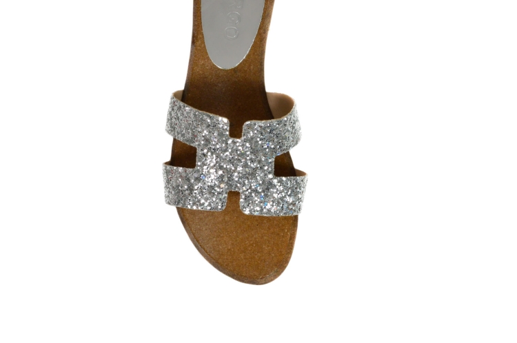 SREBRNE KLAPKI NA PŁASKIM (2).jpg