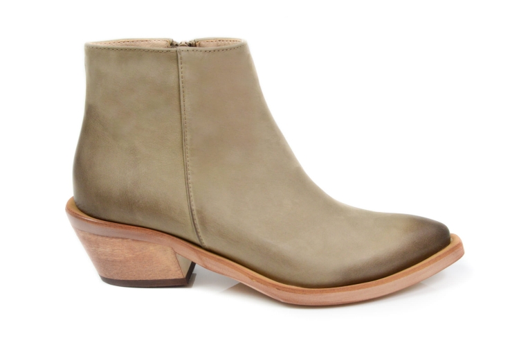 Cappuccino popielate kowbojki na płaskim