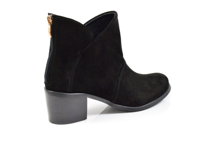 Czarne skórzane botki niski obcas