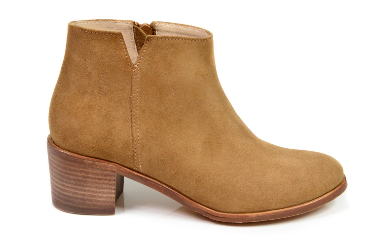 Rude botki na niskim obcasie ze skóry