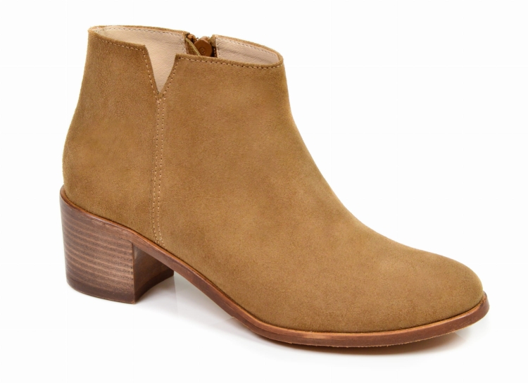 Rude botki na niskim obcasie ze skóry