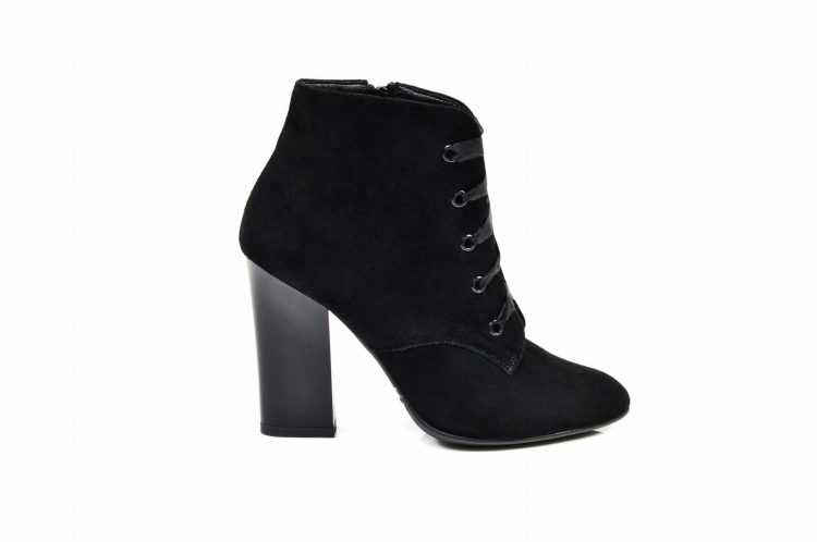 Czarne zamszowe botki skóra naturalna obcas słupek