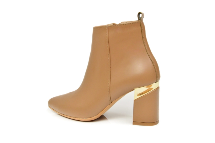 Koniakowe botki licowe na niskim obcasie