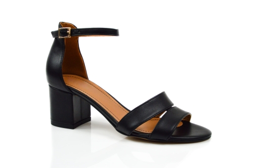 Czarne sandałki skóra licowa niski obcas klocek MargoShoes