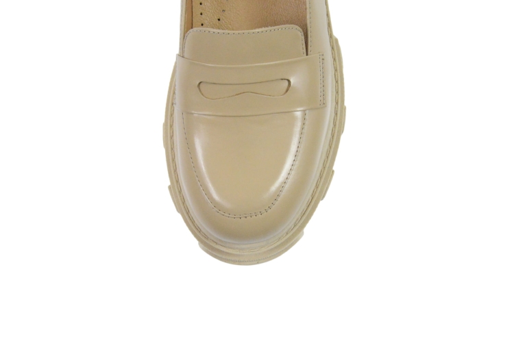 Ciemne beżowe koniakowe karmelowe toffi mokasyny gruba wysoka podeszwa skóra