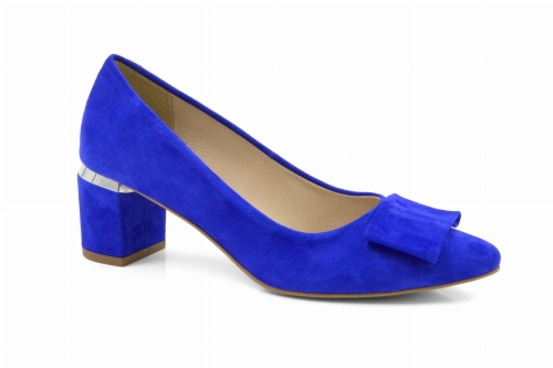 Szafirowe chabrowe czółenka zamszowe niski obcas klocek kokarda skóra