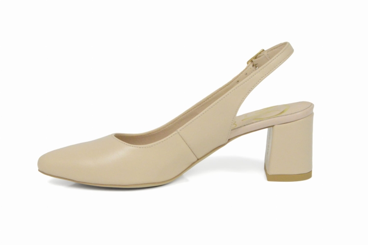 Beżowe licowe czółenka odkryta pięta bez pięty niski obcas klocek
