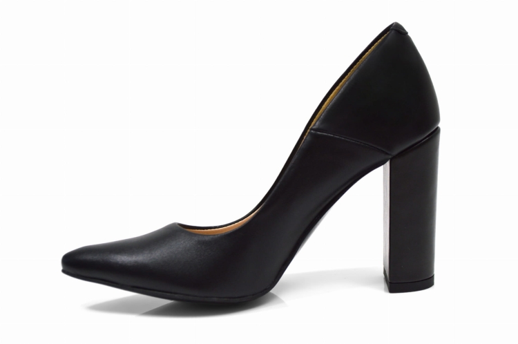 208 czarny lico (4).JPG