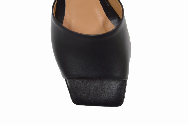 2760 czarny lico (4).JPG