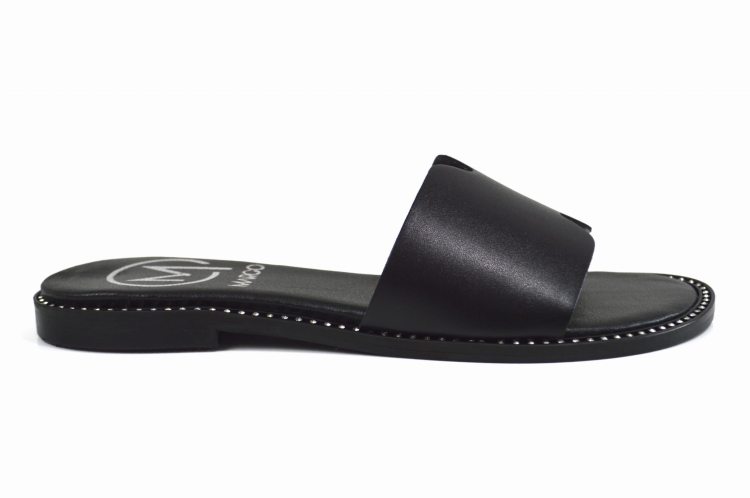 035 czarny lico (2).JPG