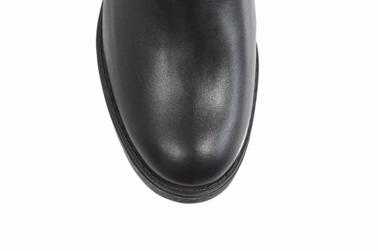 Czarne botki skórzane licowe niski obcas