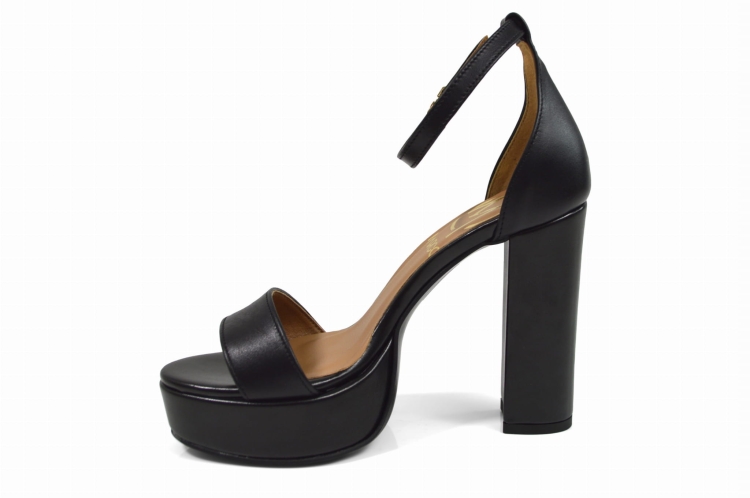 MargoShoes 765 czarny lico (3).JPG