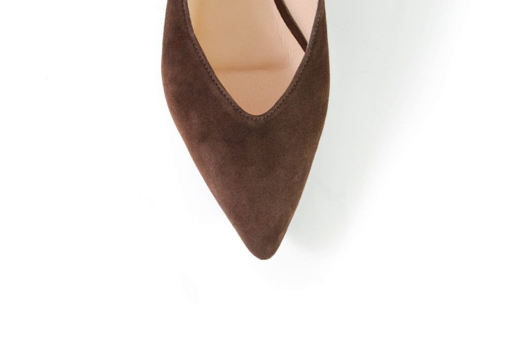 Czekoladowe czółenka na płaskim obcasie bez pięty nosek.jpg