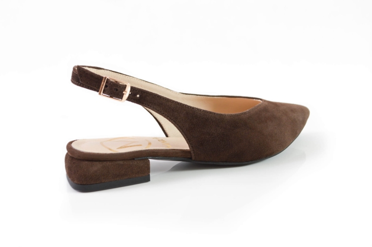 Czekoladowe czółenka na płaskim obcasie bez pięty tył.jpg
