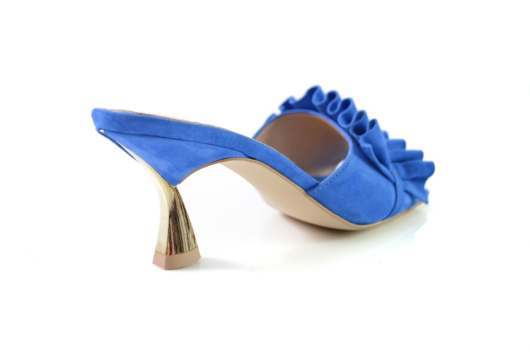 Szafirowe niebieskie zamszowe klapki niski złoty obcas 5,5 cm skórzana ozdoba na cholewce